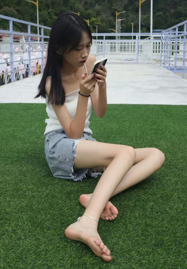 Pary学生模拍 高质量写真视频合集下载