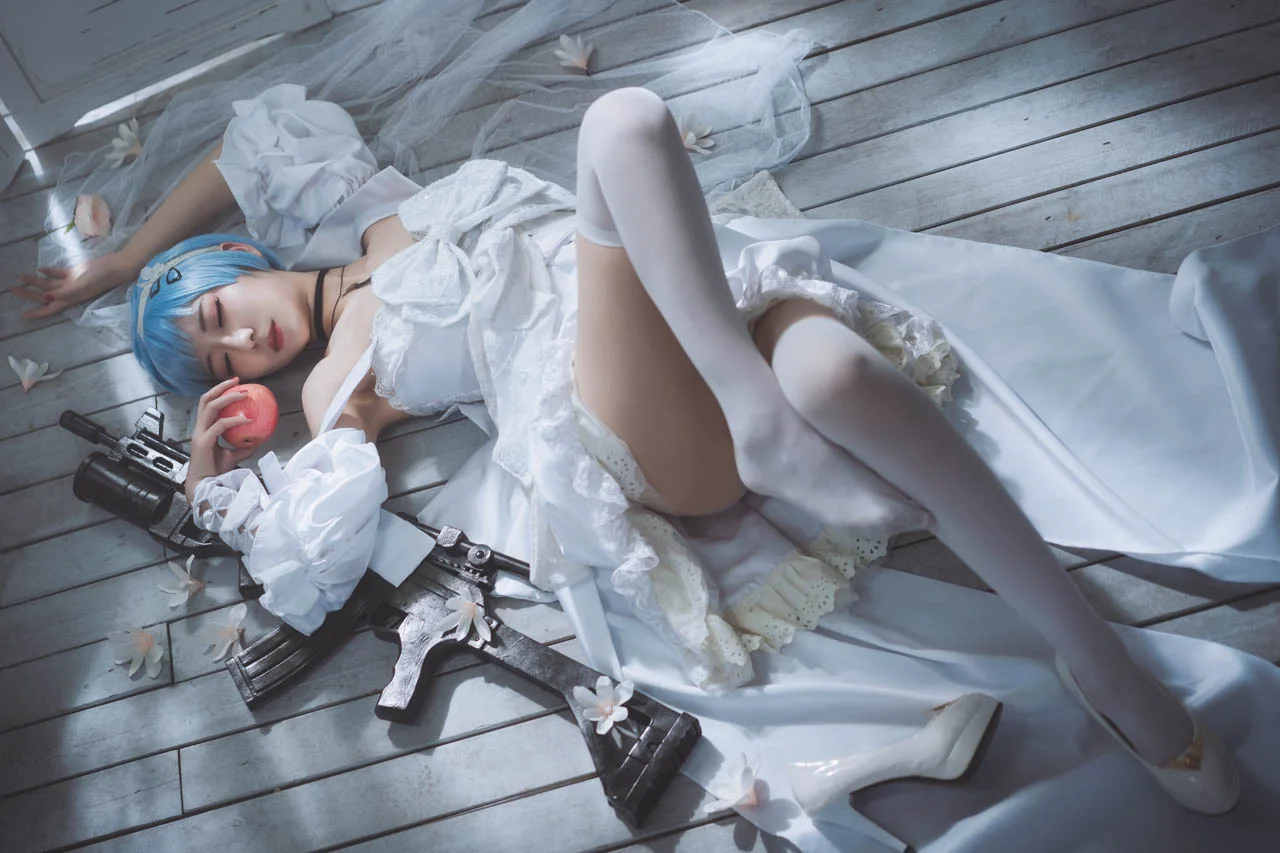 弥音音ww Cosplay超高清写真资源合集下载