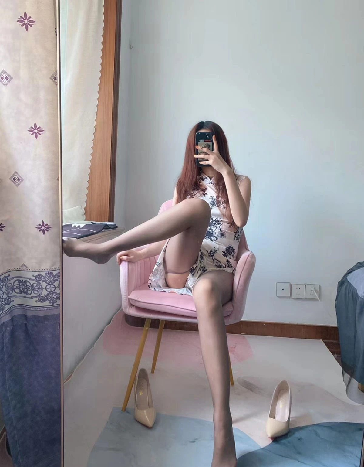提袜少女 朋友圈收费系列写真作品合集 提袜少女 朋友圈收费系列写真作品合集