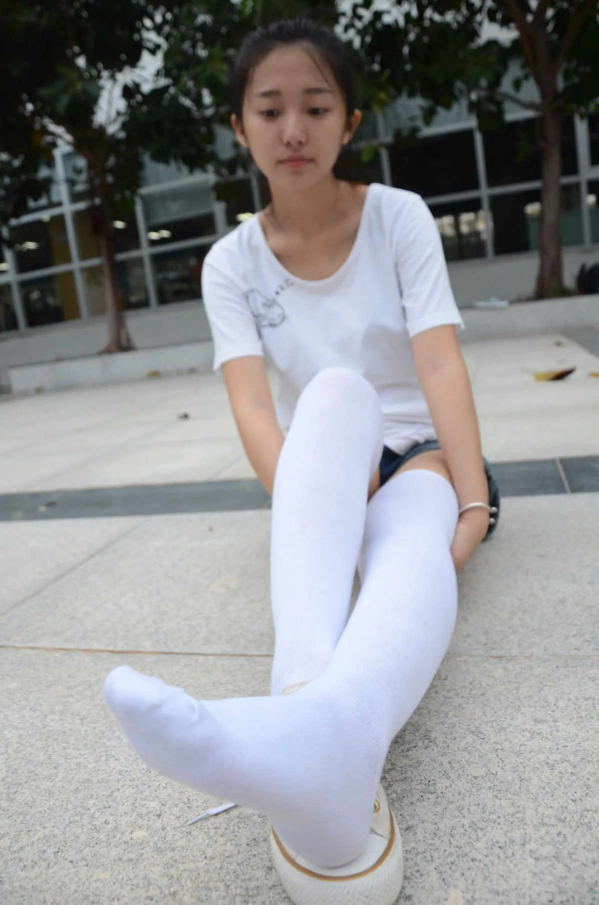战前女神 恋足美腿棉袜女神级摄影套图