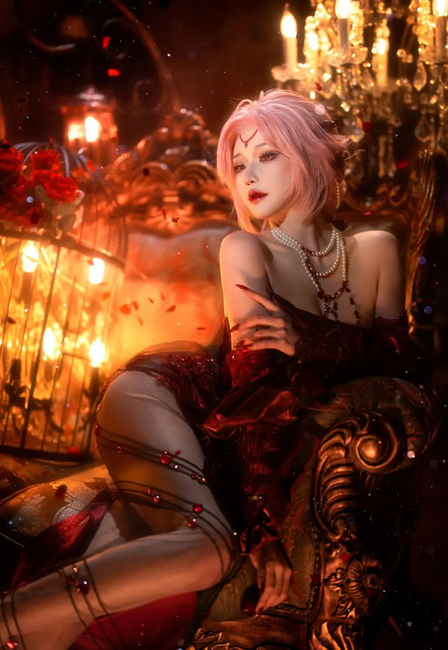 露儿大魔王 微博coser写真图集合集下载 露儿大魔王 微博coser写真图集合集下载