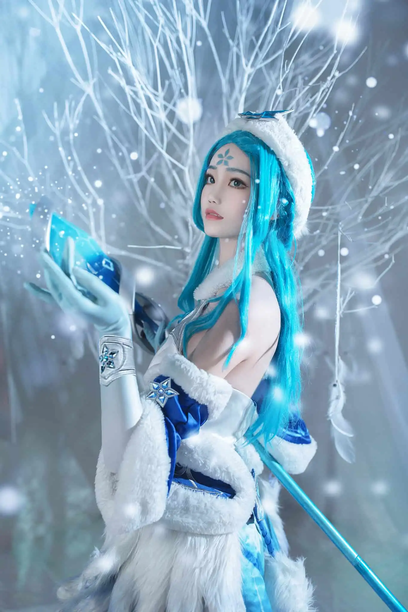 戚顾儿 Cosplay写真图集合集下载