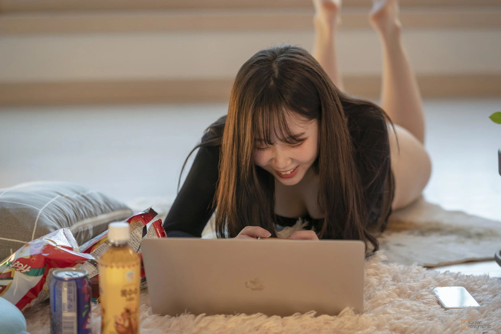 Korean Realgraphic 韩系美女模特写真资源合集下载