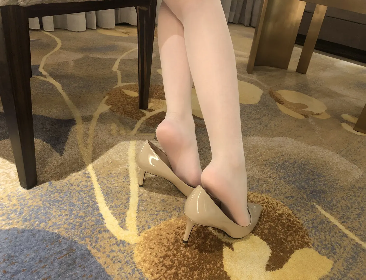 Chloe霏霏 丝袜大长腿写真资源合集下载 Chloe霏霏 丝袜大长腿写真资源合集下载