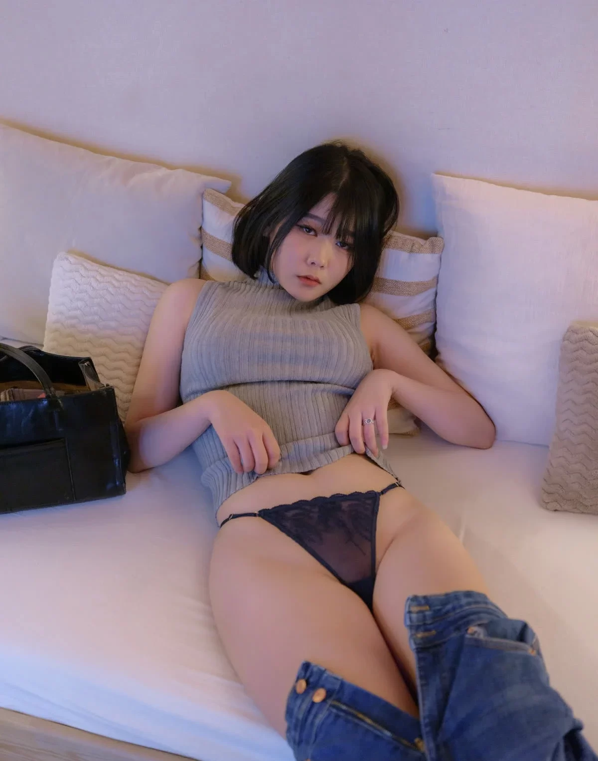 MilkyBomb 韩国写真机构资源合集下载
