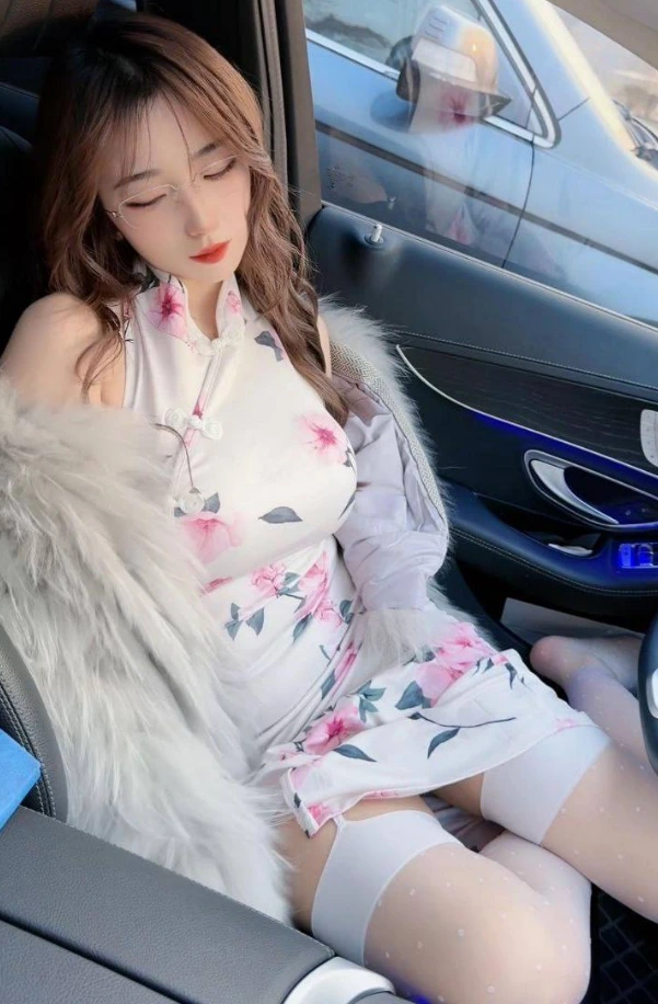 小团嫂 微博coser微密圈定制写真百度网盘资源合集
