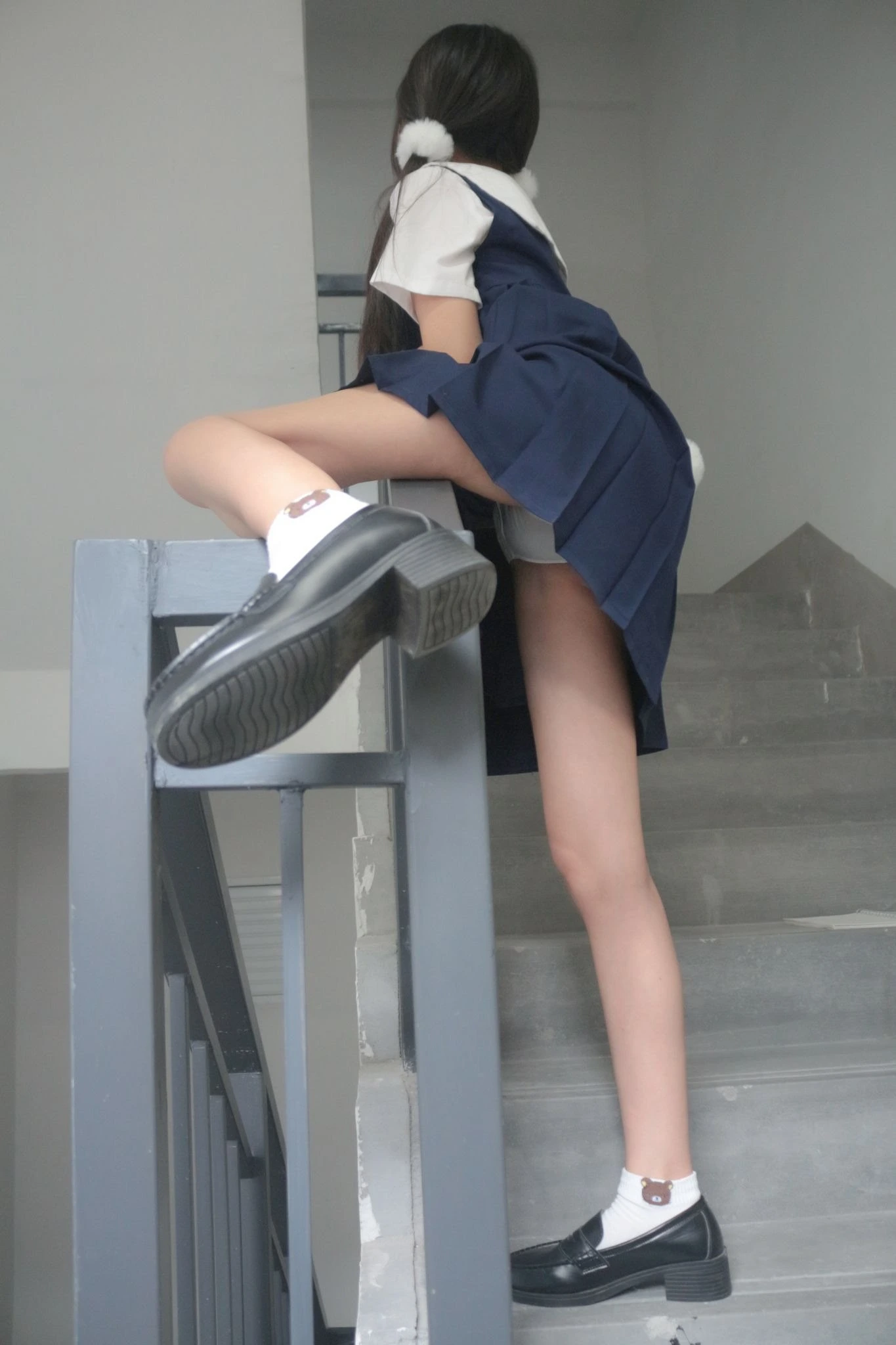 是暖暖呀 Cosplay楼道阳光下的诱惑写真资源合集下载 是暖暖呀 Cosplay楼道阳光下的诱惑写真资源合集下载