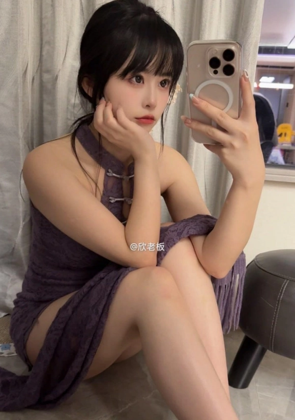 欣老板 铁粉空间美女写真图包合集下载